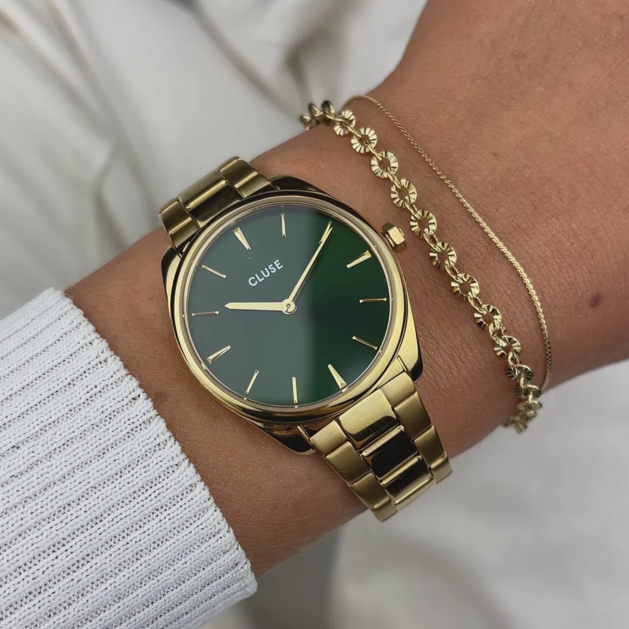 Femme CLUSE Gift Box Féroce Petite Steel Watch and Double Chain Bracelet, Gold Colour
