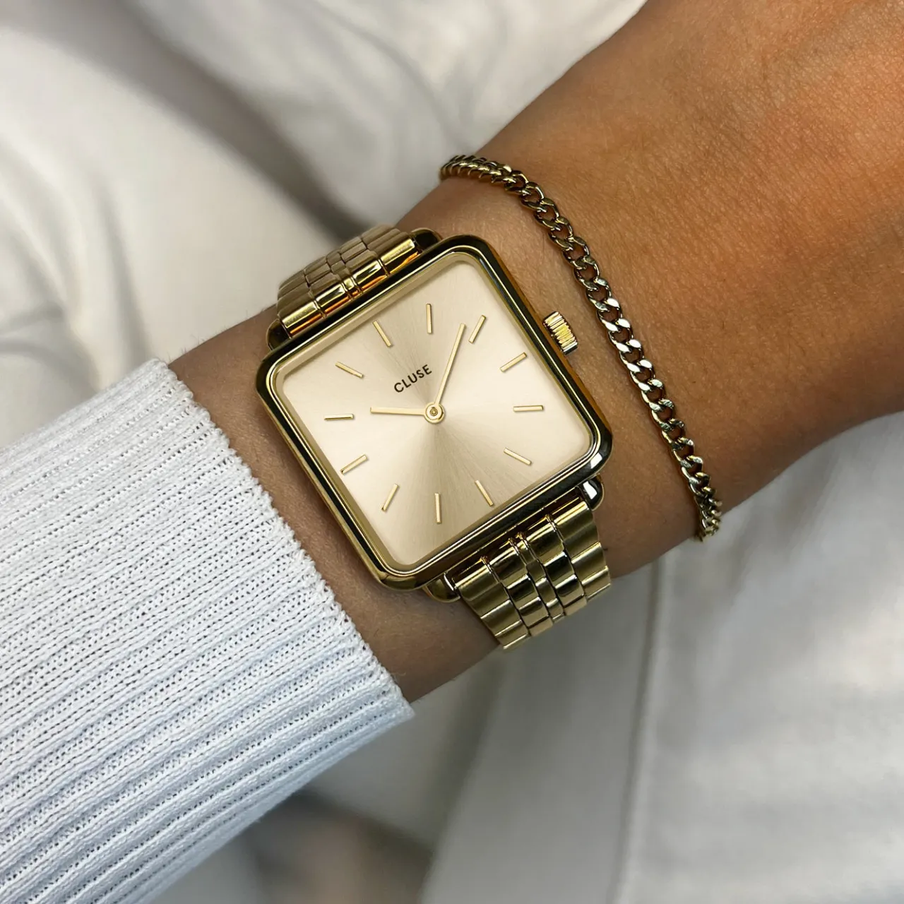 Femme CLUSE Gift Box La Tétragone Full Gold Steel Watch & Curb Chain Bracelet, Gold Colour