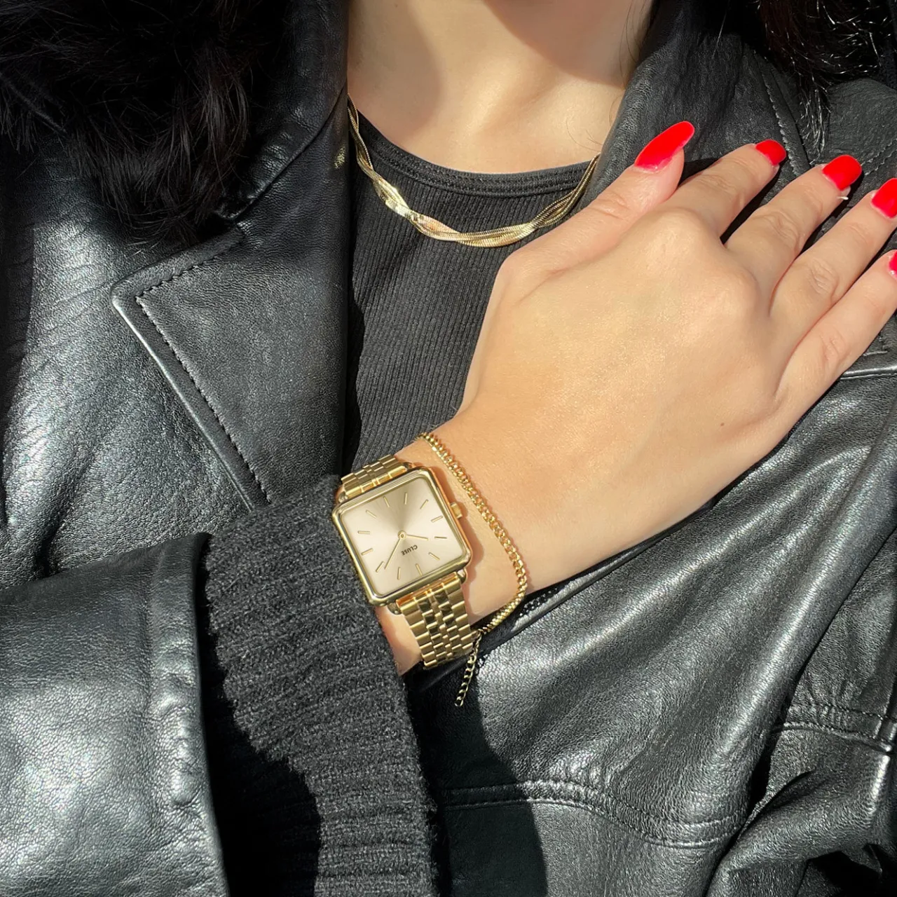 Femme CLUSE Gift Box La Tétragone Full Gold Steel Watch & Curb Chain Bracelet, Gold Colour