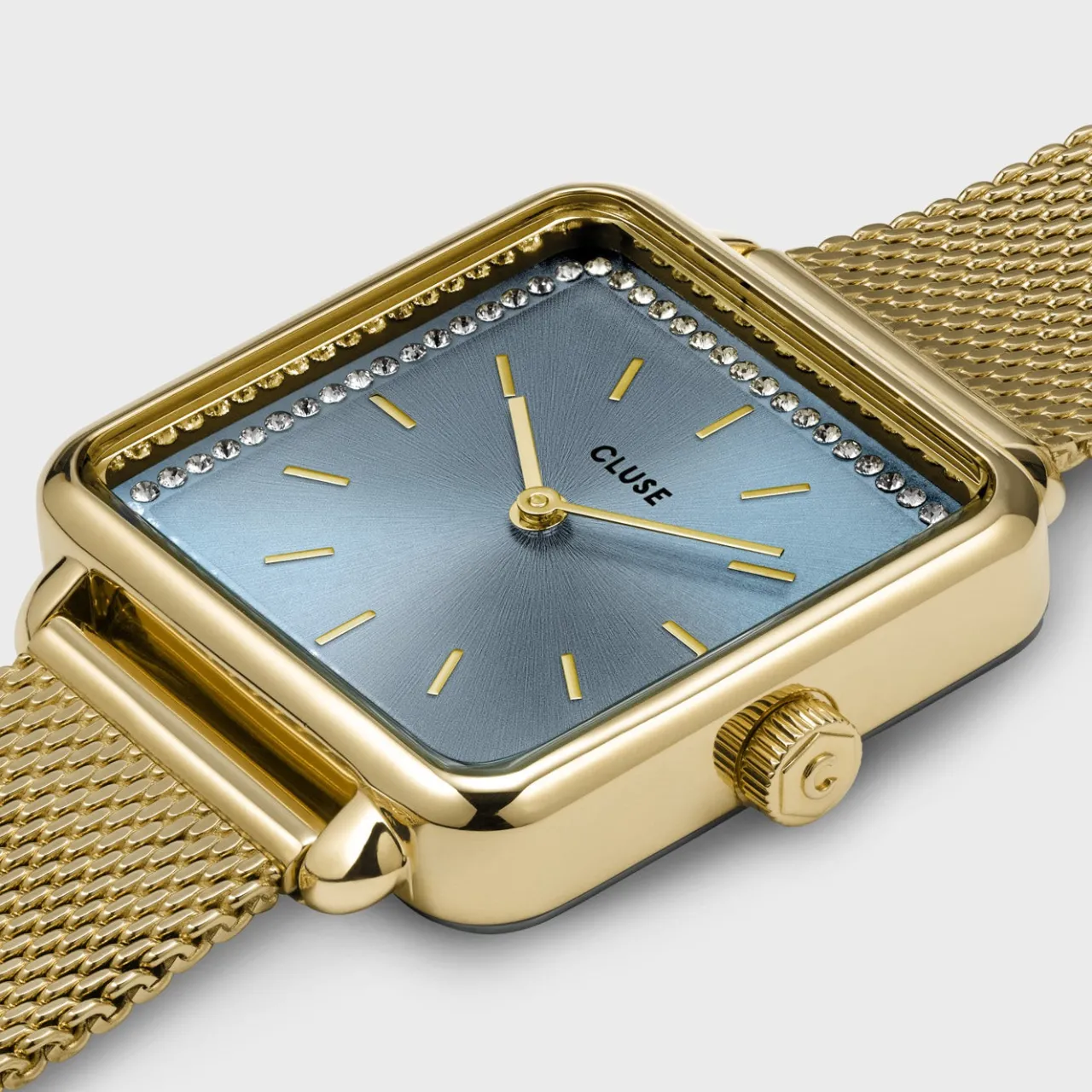 Femme CLUSE Gift Box La Tétragone Mesh Watch & Chain Bracelet, Gold Colour