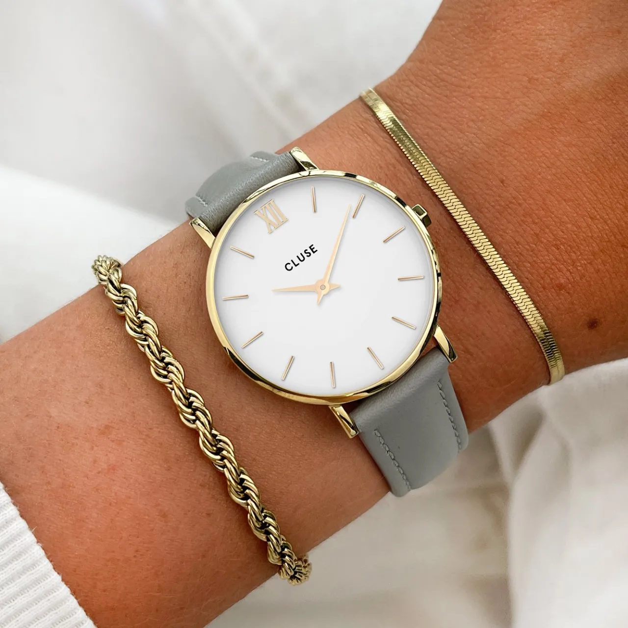 Femme CLUSE Gift Box Minuit Watch Mesh & Grey Leather Strap, Gold Colour